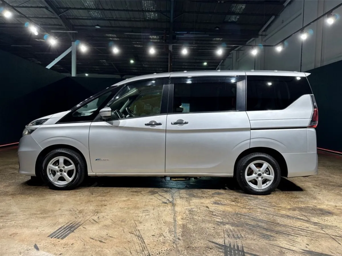 Nissan Serena AUTOMATIC 2.0L HYBRID - WHEELCHAIR A - Image 6
