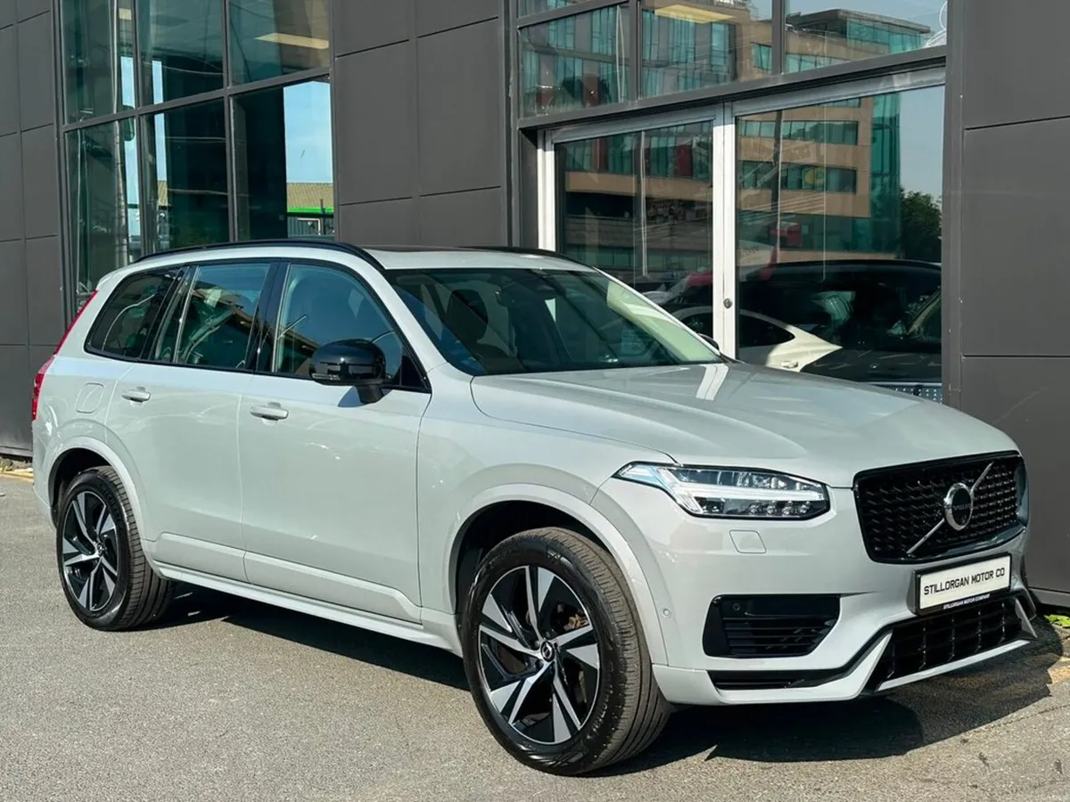 Volvo XC90 T8 Dark Plus 7 Seat AWD Auto (PHEV) - Image 4