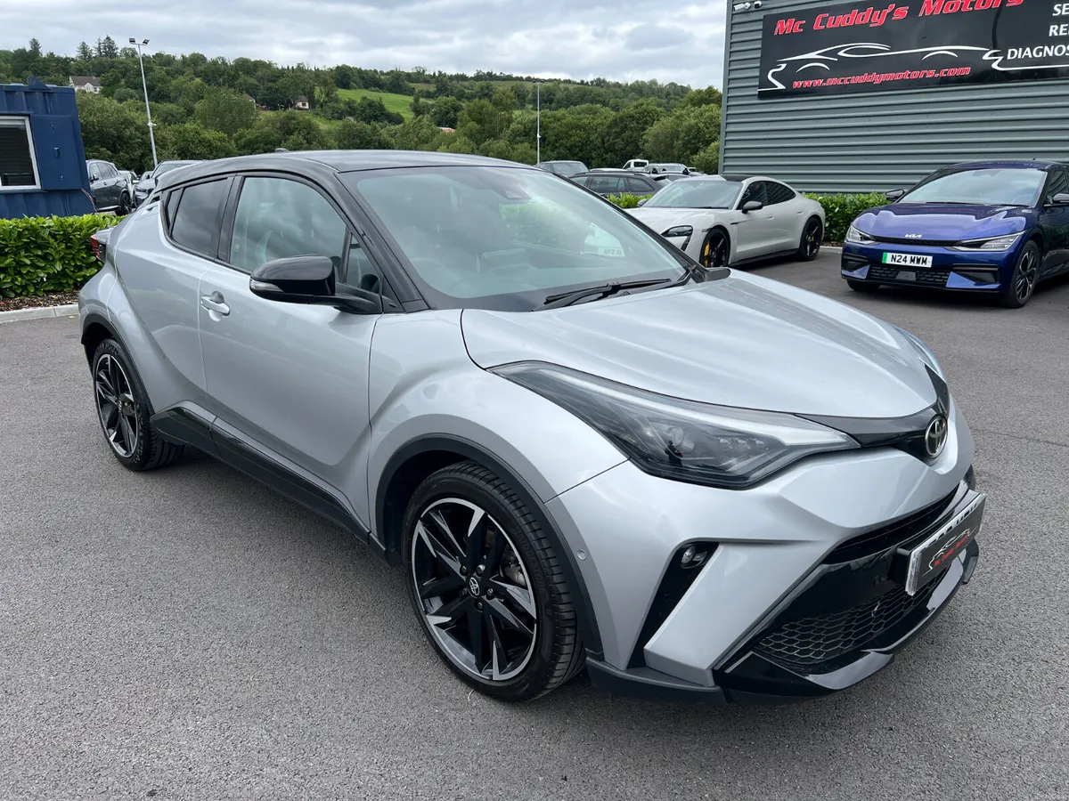 2023 Toyota CH-R GR Sport 1.8 CVT Hybrid - Image 2