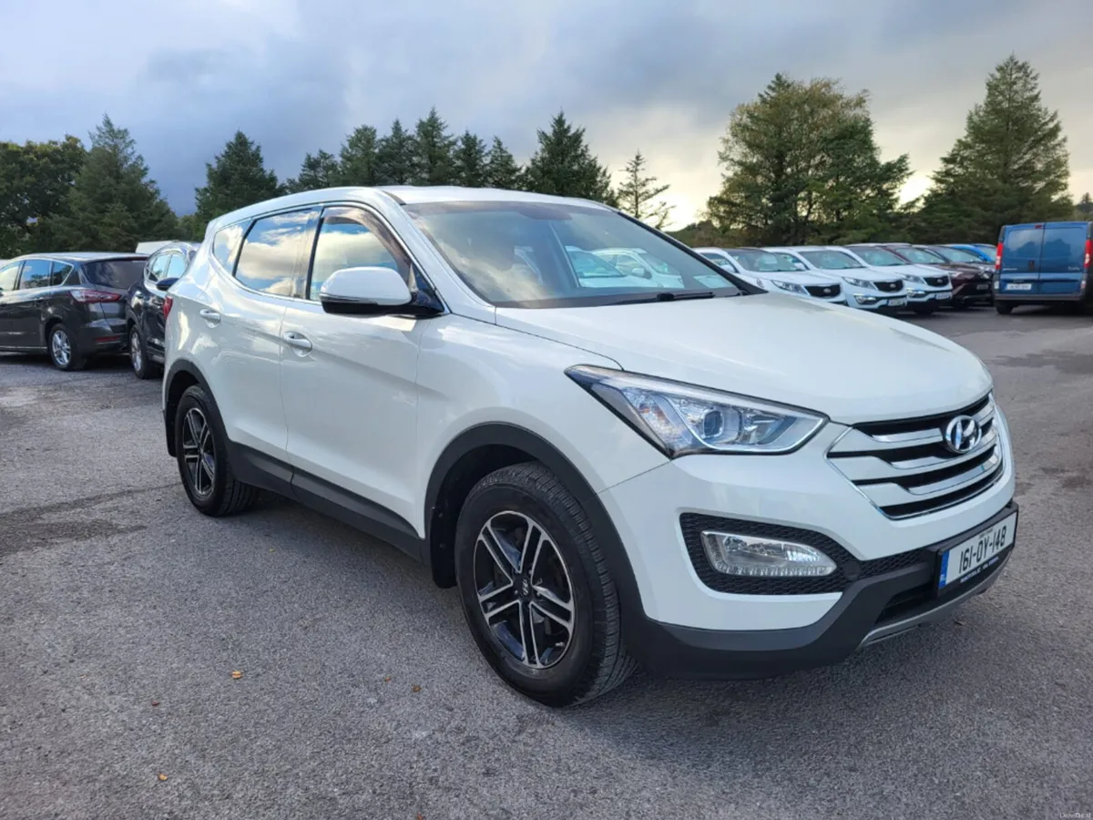 Hyundai Santa Fe 7 Seater - Image 6