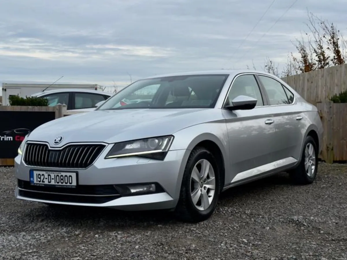 Skoda Superb AMB 2.0tdi 150HP 4DR - Image 5