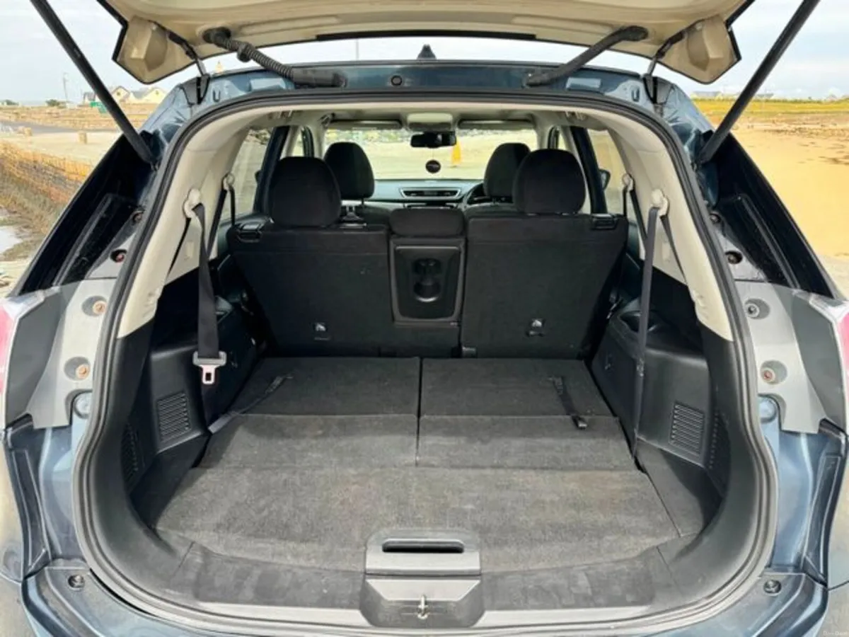 Nissan X-Trail 1.6 DSL SV 7 Seat E6 4DR - Image 5