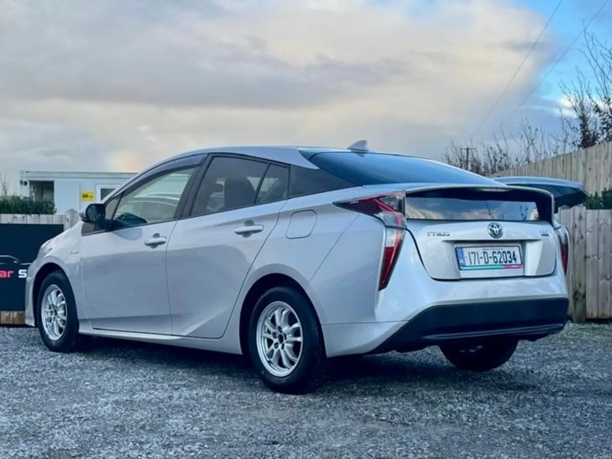 Toyota Prius Daa-zvw51 - Image 5