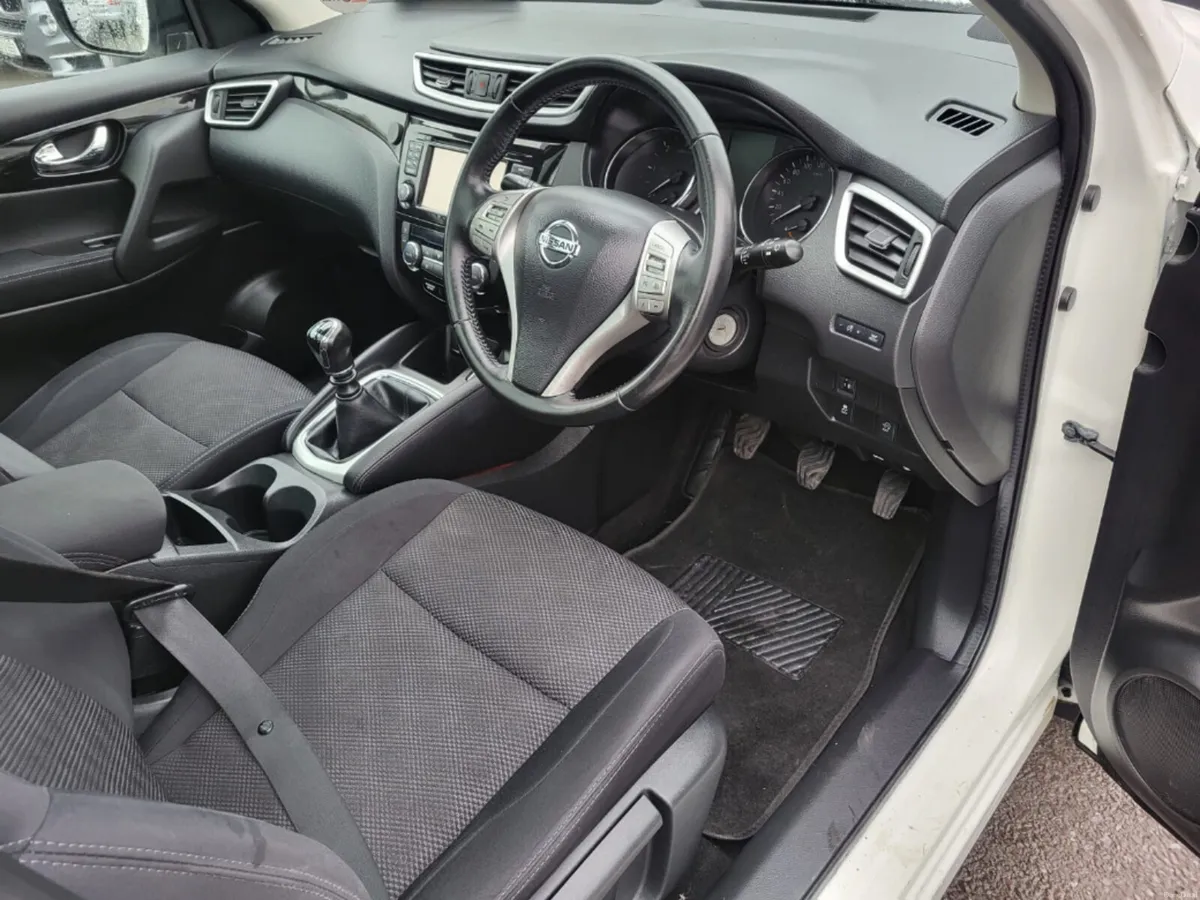 Nissan Qashqai 1.5 SV - Image 5