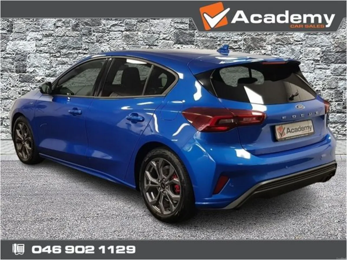 Ford Focus ST-Line 5D 1.0T **LOW MILEAGE** - Image 3