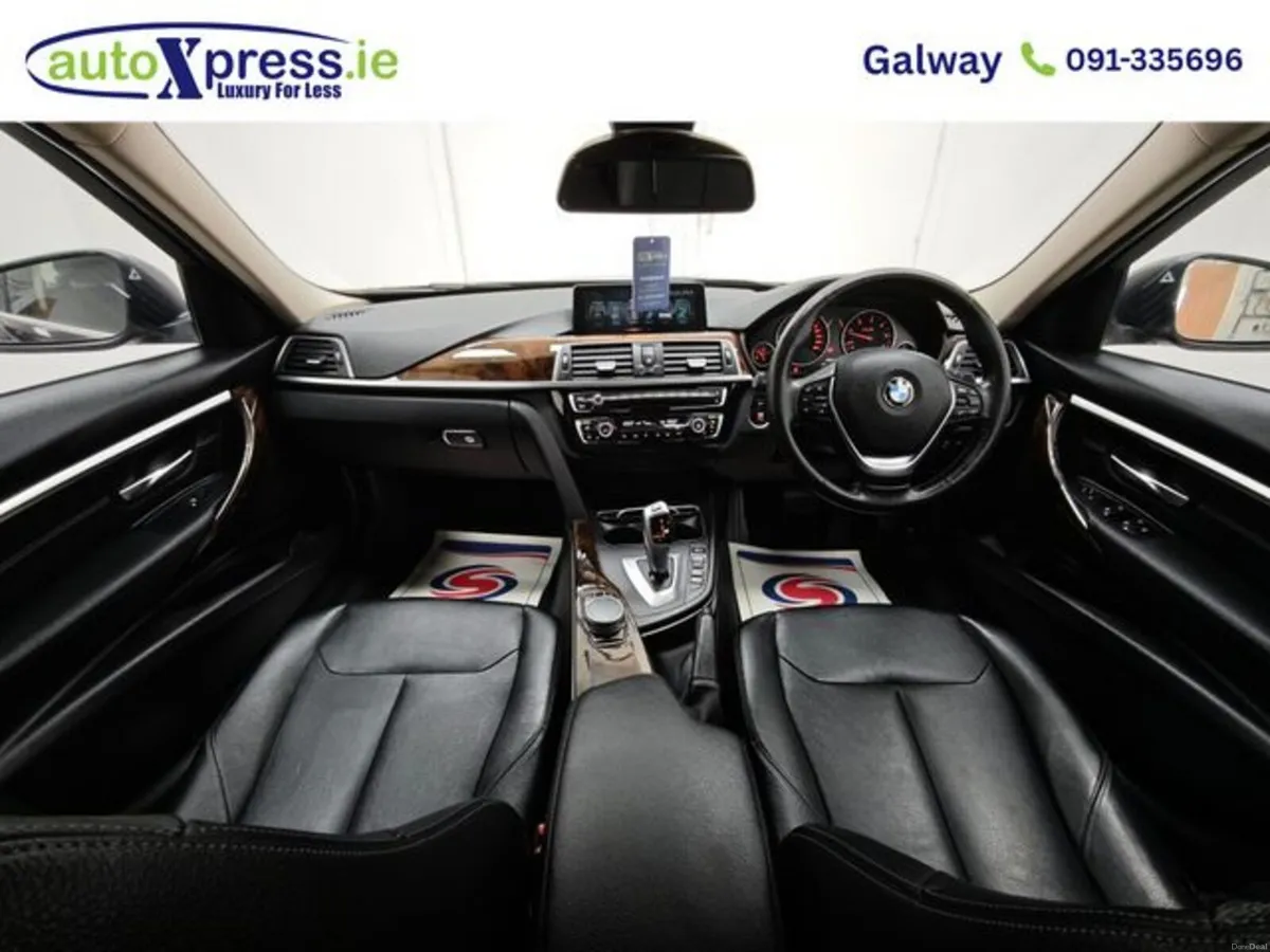 BMW 3-Series 320D Luxury Automatic, Reversing came - Image 4