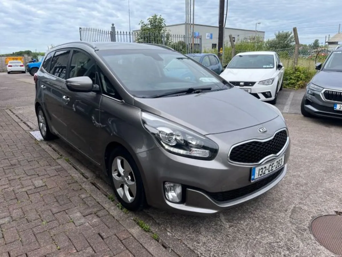Kia Carens 1.7 EX 5DR - Image 2