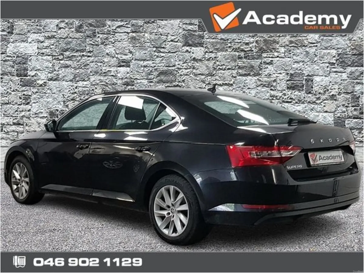 Skoda Superb AMBITION 2.0tdi 150HP**AUTO DIESEL** - Image 3