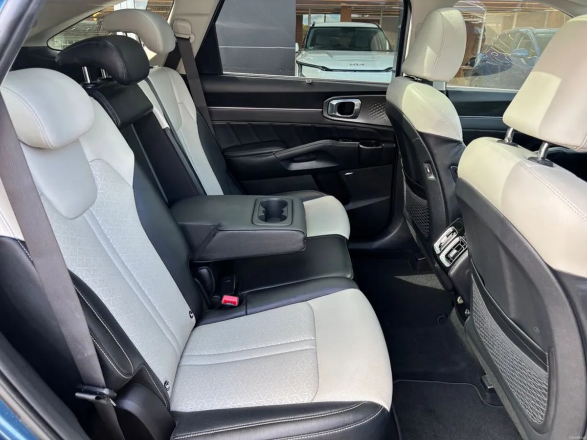 Kia Sorento K4 MY23 5DR Auto - Image 4