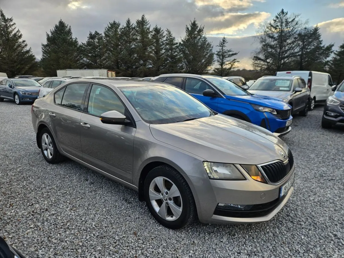 Skoda Octavia AMB 1.0tsi 115HP 4DR - Image 4