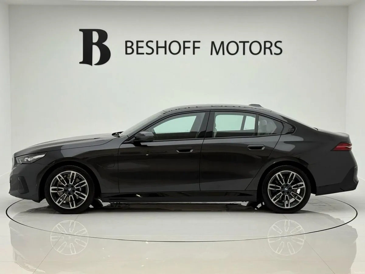 BMW 5-Series 530e M-SPORT=IVORY INTERIOR//ONLY 300 - Image 2