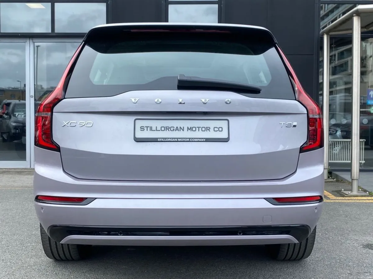 Volvo XC90 T8 Dark Plus AWD (PHEV) - Image 6