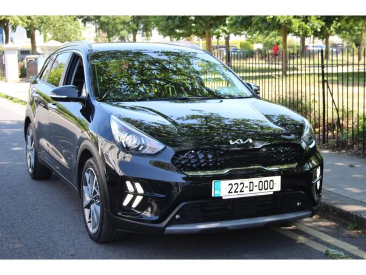 Kia Niro 3 Self Charging Hybrid - Full Leather, Bi - Image 4