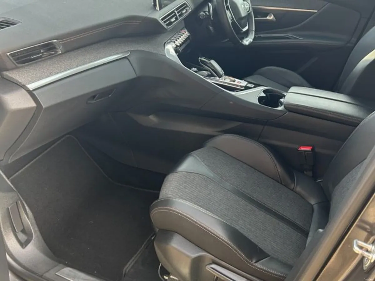 Peugeot 3008 Gt-line1.5 Blue HDI 130 Auto 6 - Image 6