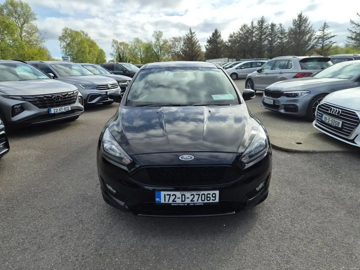 Ford Focus Automatic 1.0 St-line 125PS AUTO - Image 2