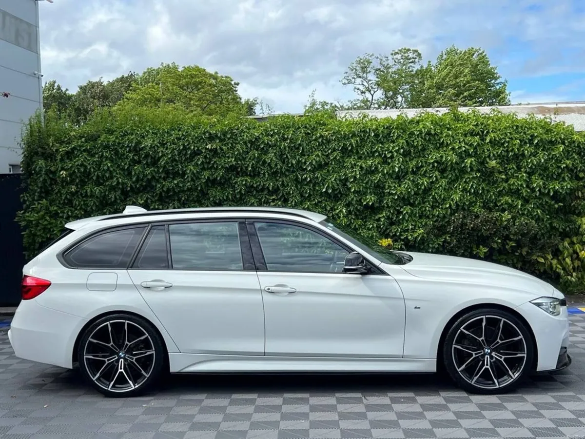 BMW 3-Series 320d M-SPORT COMPETITION TOURING AUTO - Image 2