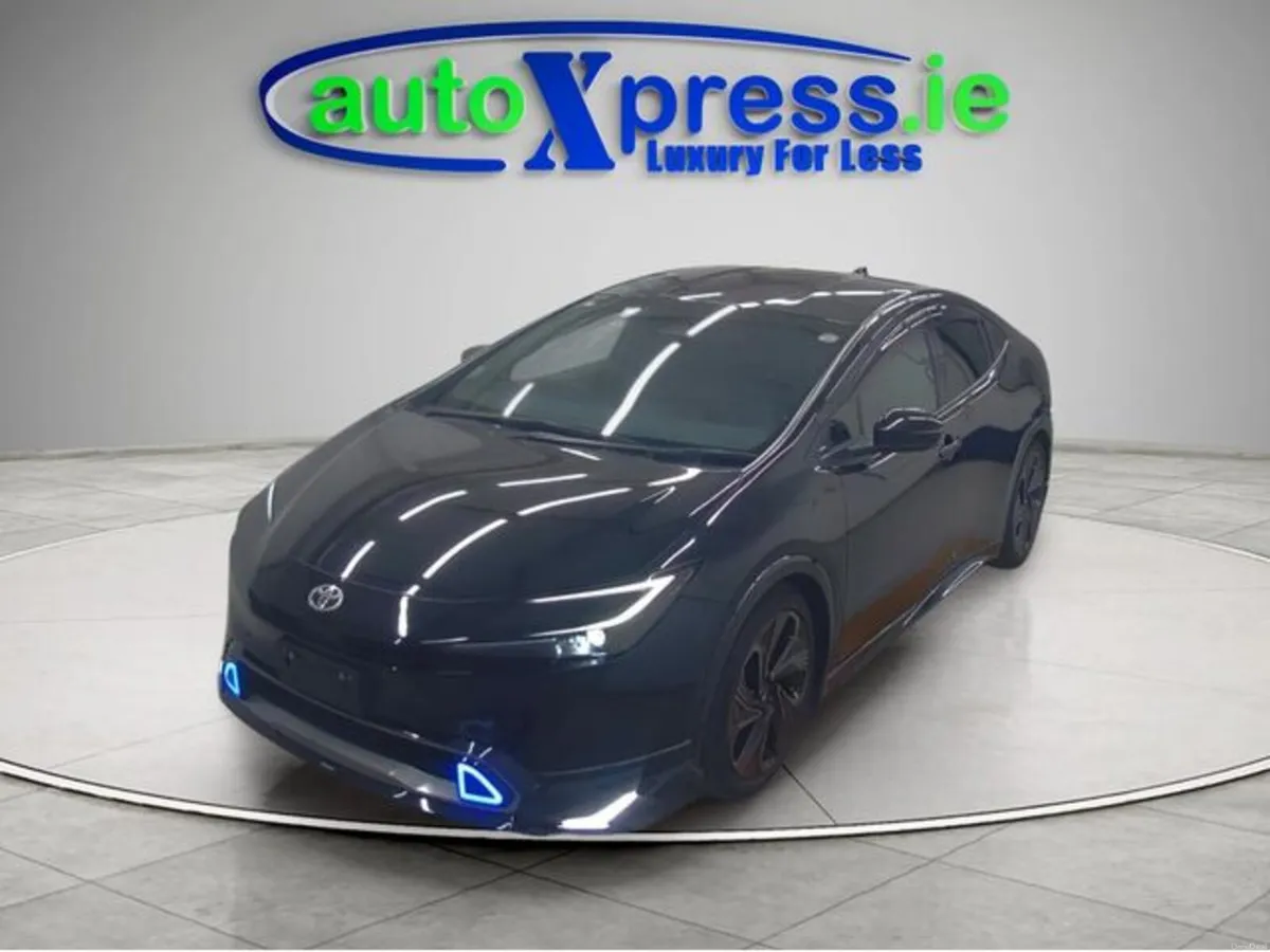 Toyota Prius 2.0 Hybrid, Panoramic Sunroof, Modell - Image 5
