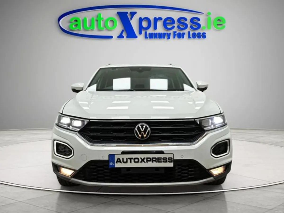 Volkswagen T-Roc 2.0 SPORT TDI, Low Mileage, Roof - Image 3