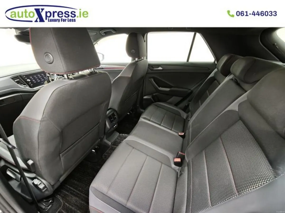 Volkswagen T-Roc 2.0 SPORT TDI, Low Mileage, Roof - Image 4