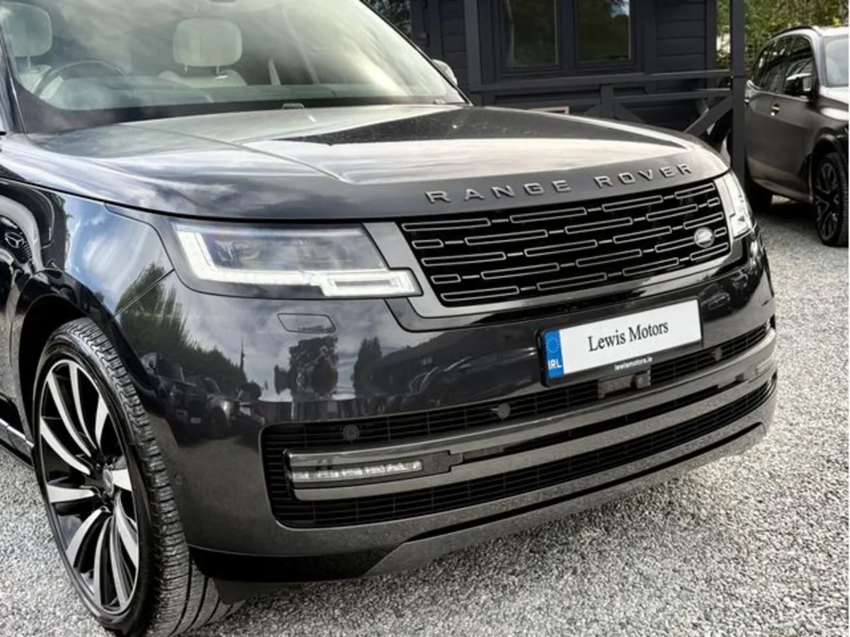 Land Rover Range Rover P460E AUTOBIOGRAPHY LWB, HU - Image 3