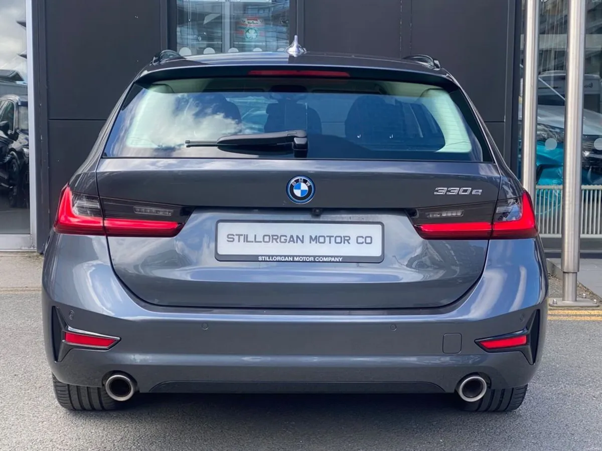 BMW 3-Series Touring 330e Sport Pro Auto (PHEV) - Image 6