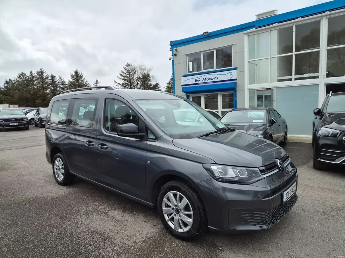 Volkswagen Caddy Maxi Life Life TDI 122HP A7F 5DR - Image 1
