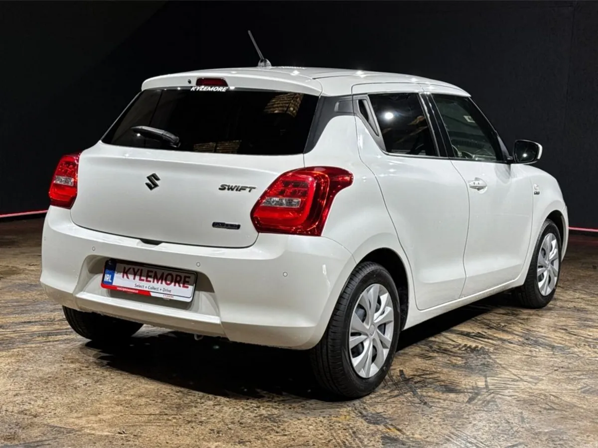 Suzuki Swift 1.2 HYBRID AUTOMATIC - CRUISE CONTROL - Image 3