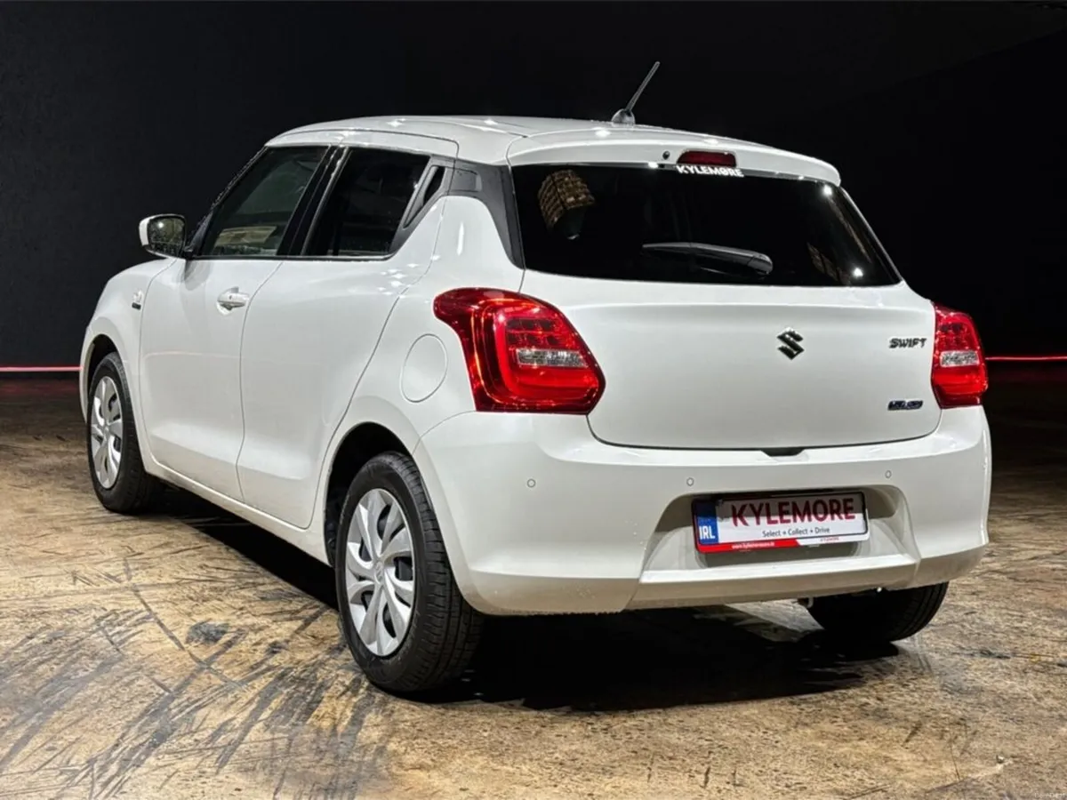 Suzuki Swift 1.2 HYBRID AUTOMATIC - CRUISE CONTROL - Image 5