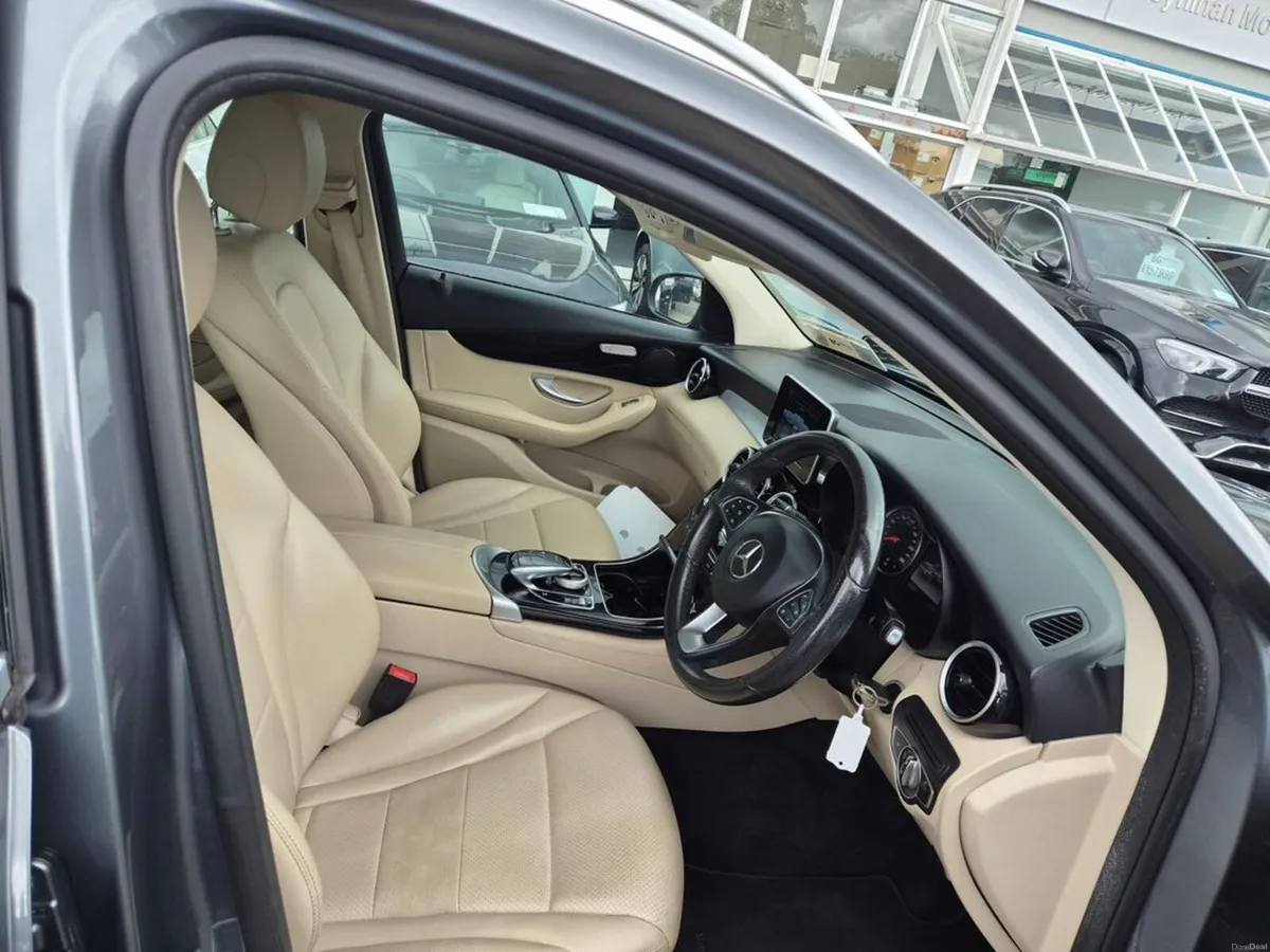 Mercedes-Benz GLC 220 d 4matic 5DR Auto - Image 6