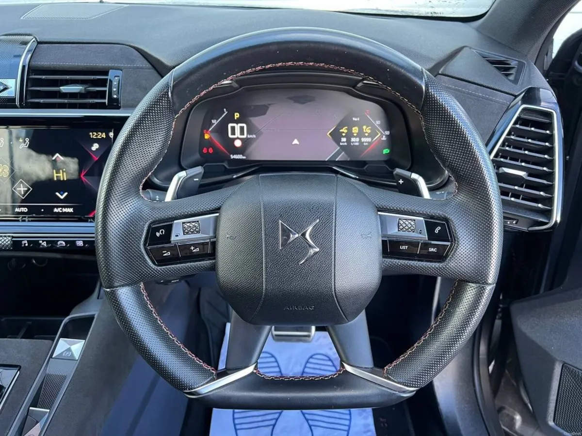 DS Automobiles DS 7 CROSSBACK DS PERFORMANCE LINE - Image 4