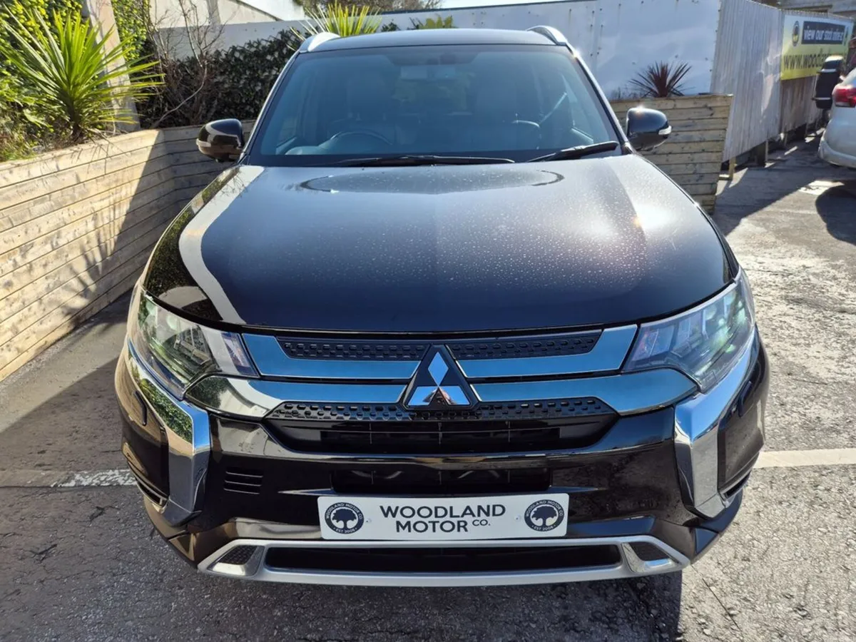 Mitsubishi Outlander 2.4 PHEV EXCEED / TOP SPEC / - Image 4
