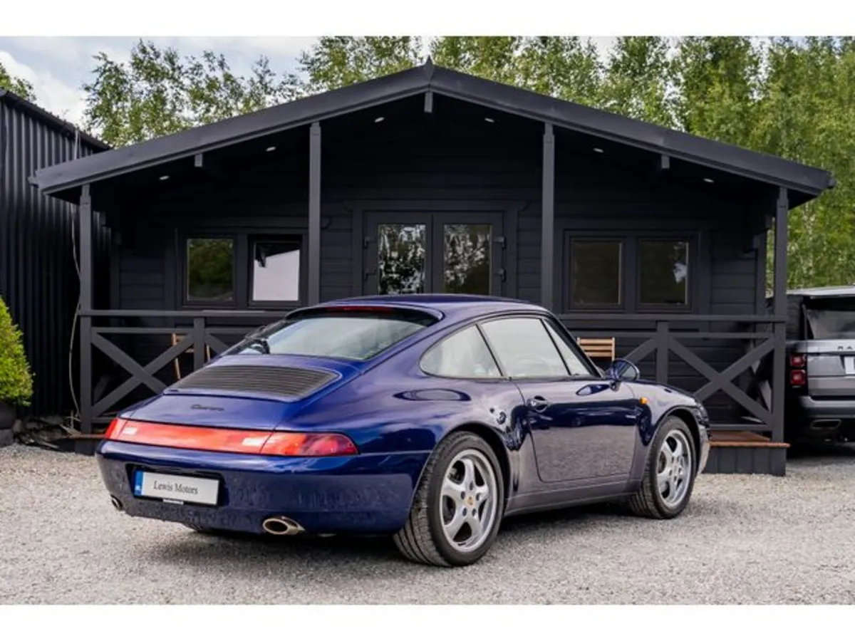 Porsche 911 CARRERA 3.6 270BHP, 6 SPEED MANUAL, IR - Image 6