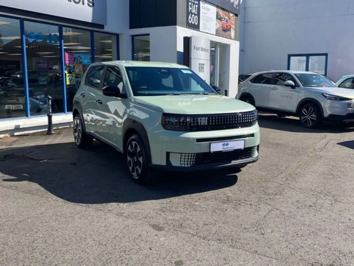 Fiat Grande Panda ICON HYBRID 1.2 AUTO "ORDER NOW - Image 4