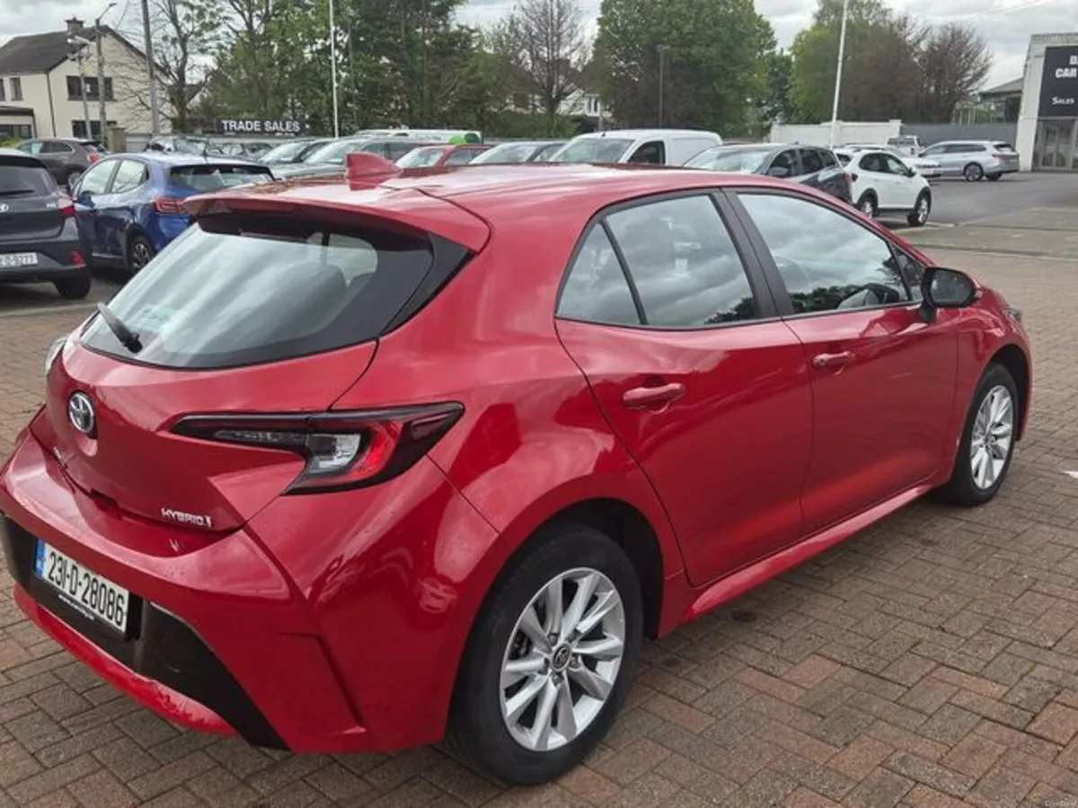 Toyota Corolla Hybrid Luna H/B 4DR AU - Image 5