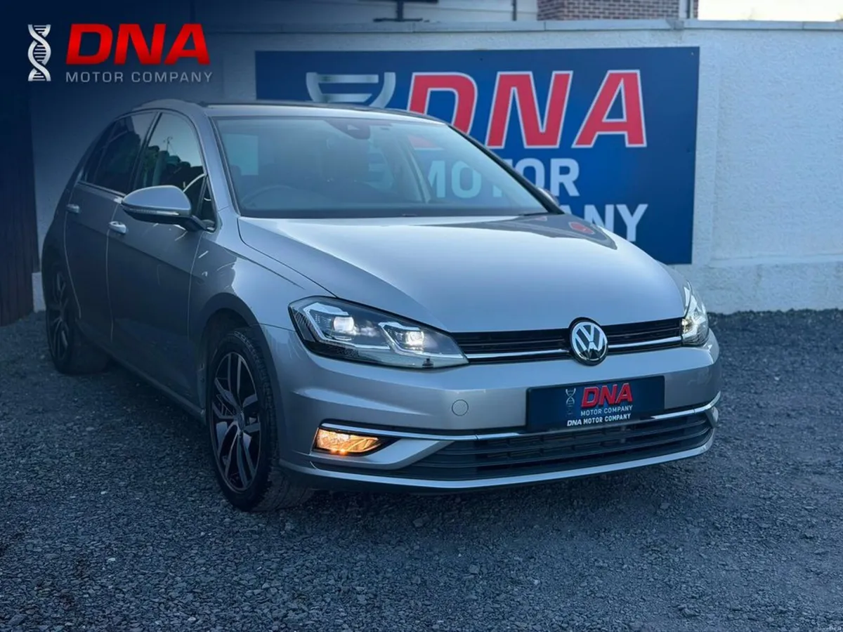 Volkswagen Golf HIGHLINE AUTO - 25K KMS! - Image 1