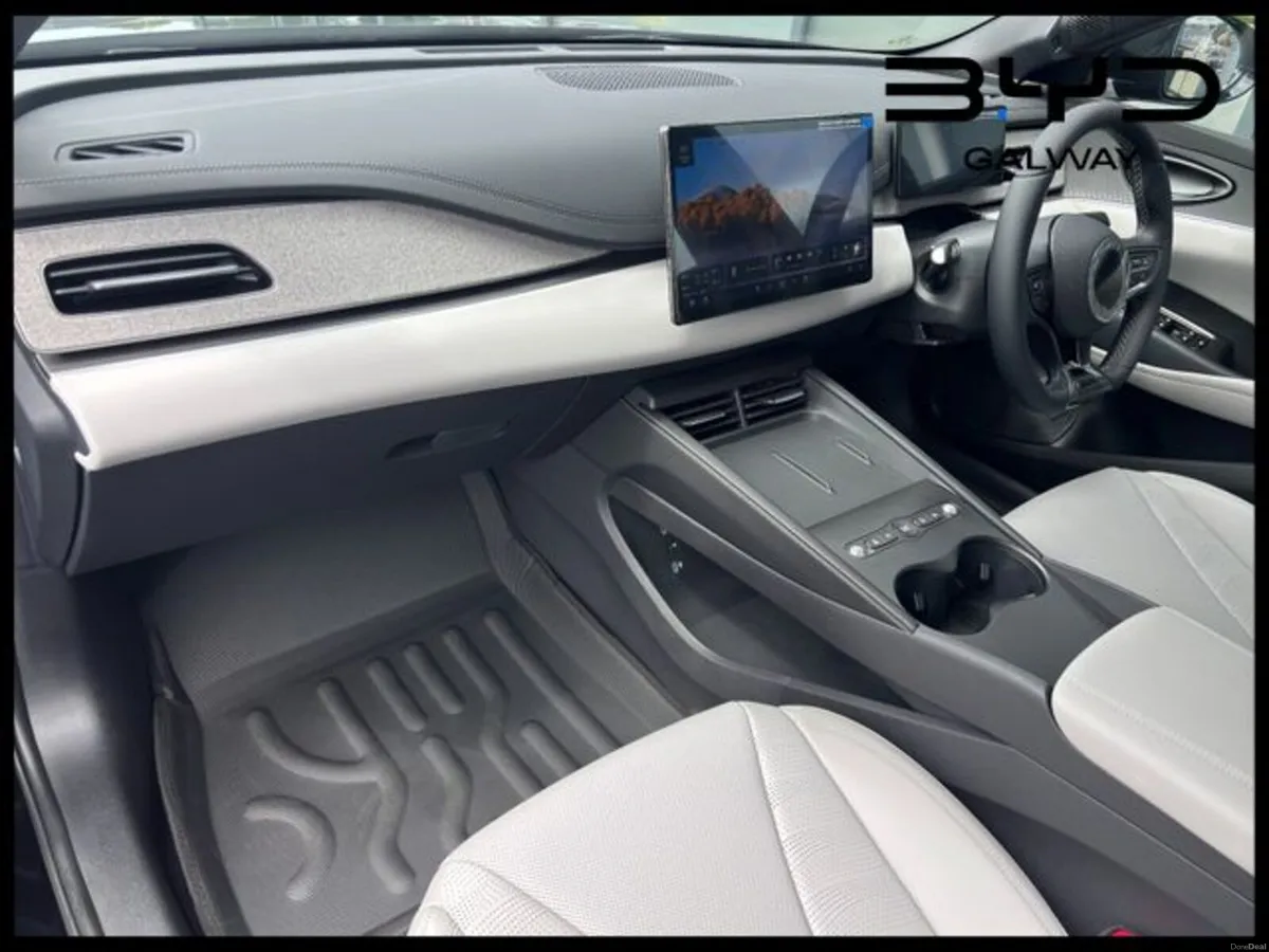 BYD Seal 6 Super Hybrid Boost Touring - Image 6