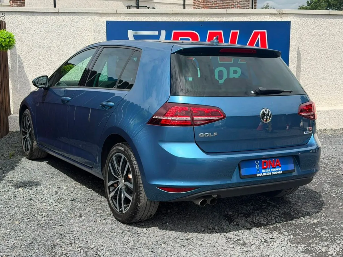 Volkswagen Golf HIGHLINE AUTO - ONLY 56KMS! - Image 5