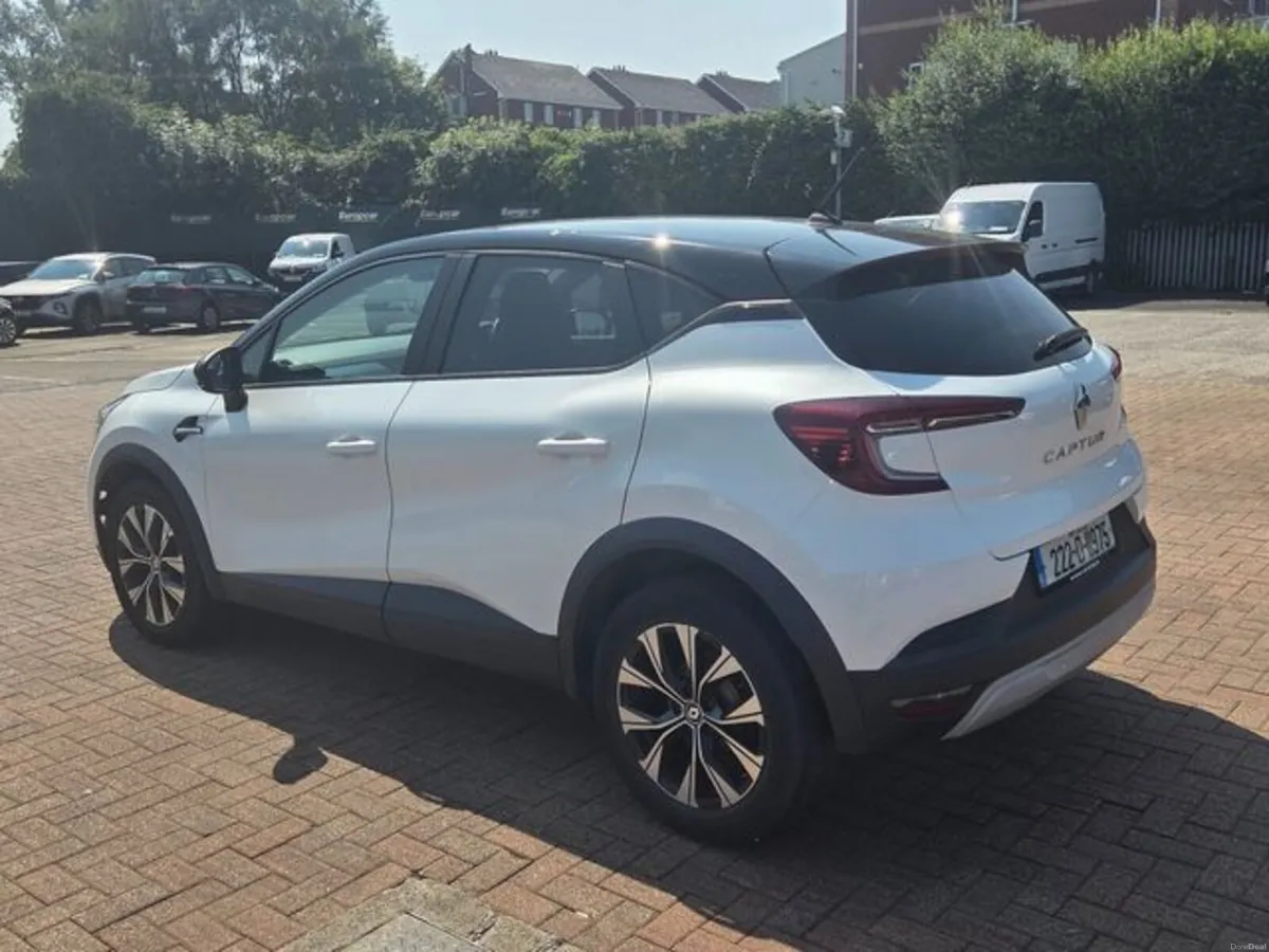 Renault Captur Limited Naeb TCE 90 5DR - Image 4