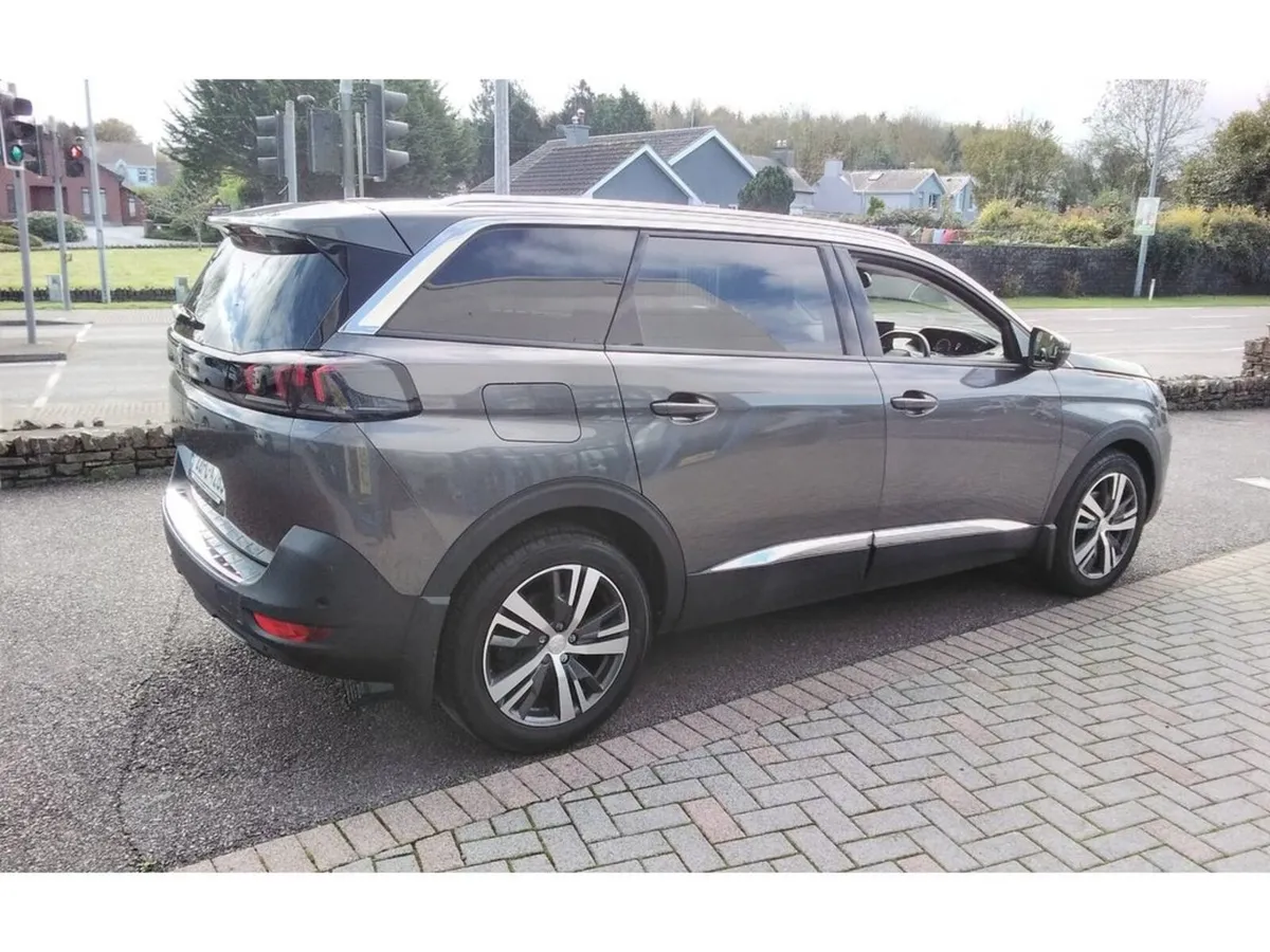 Peugeot 5008 FL Allure 1.5 Blue HDI 130 6.2 - Image 6