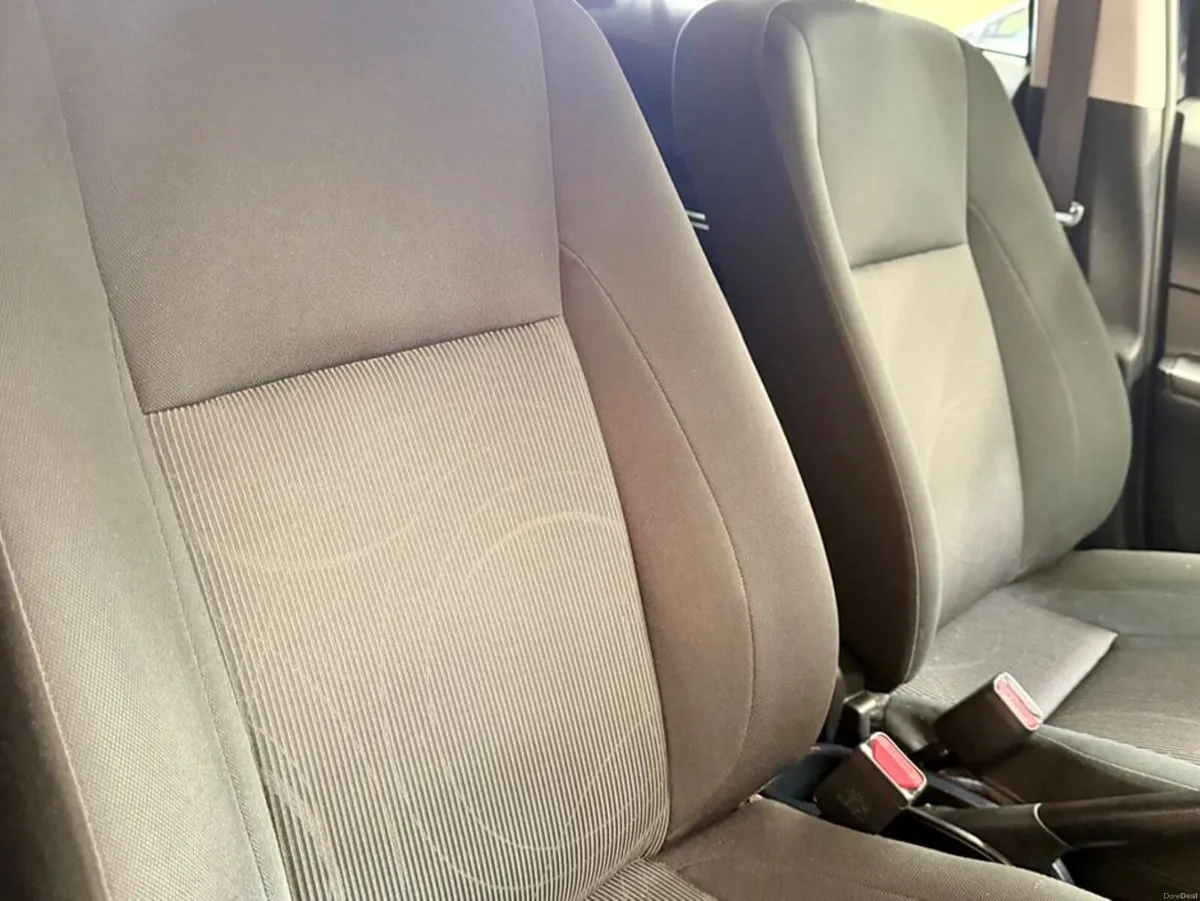Toyota Aqua 1.5 DAA NHP10 5DR AUTO - Image 6