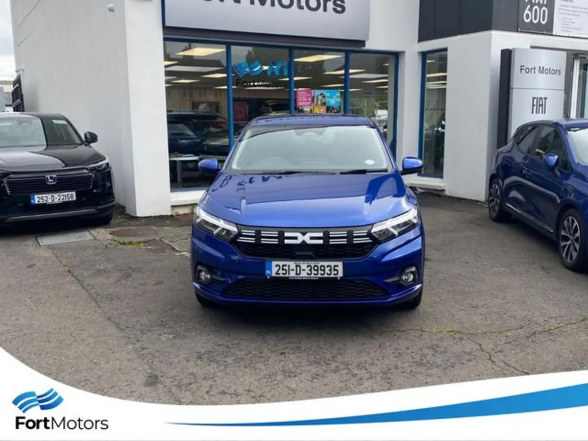 Dacia Sandero Expression 1.0TC e90 , Petrol , Manu - Image 2