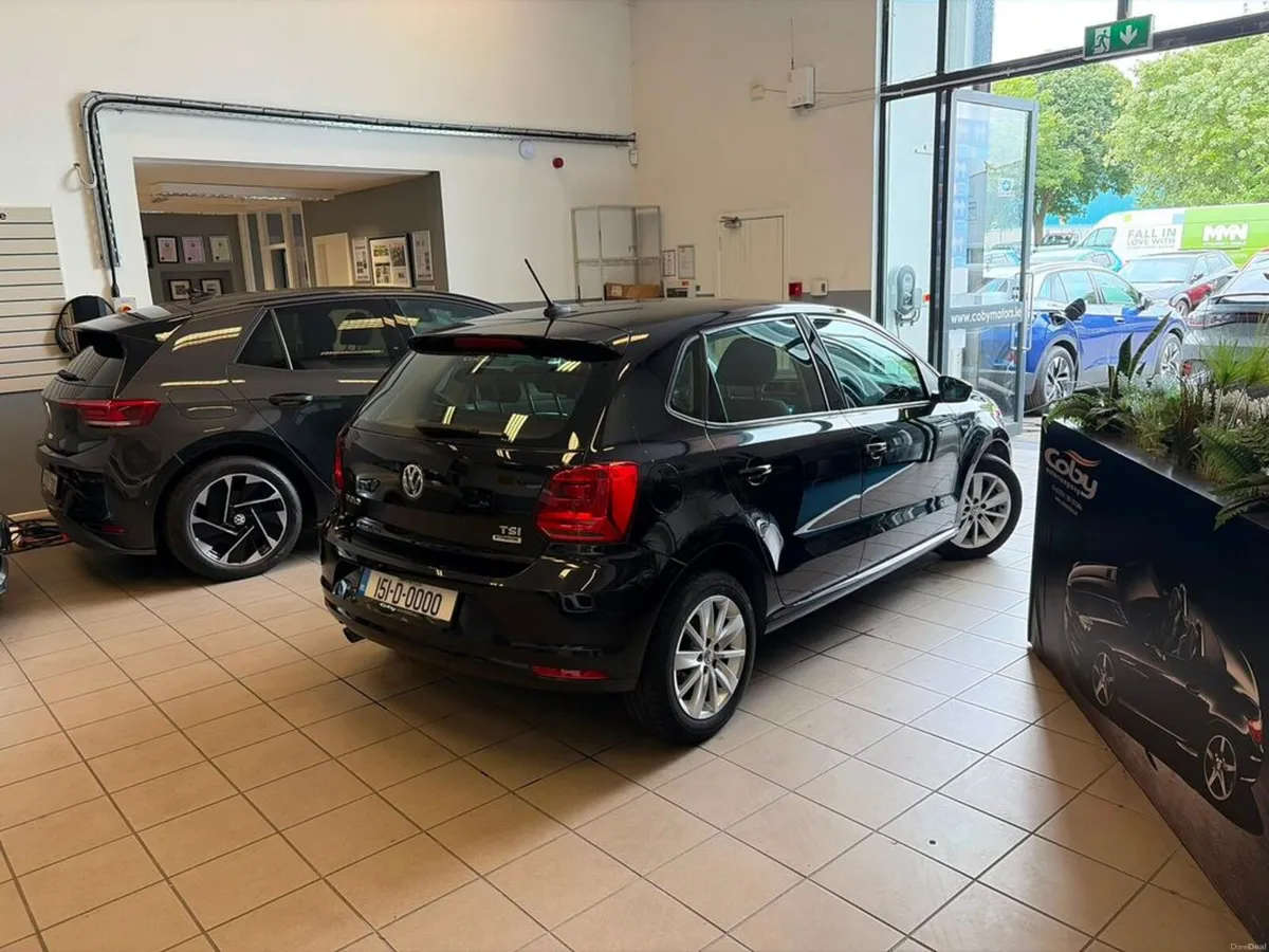 Volkswagen Polo 1.2 TSI Comfortline Auto 5DR . New - Image 3