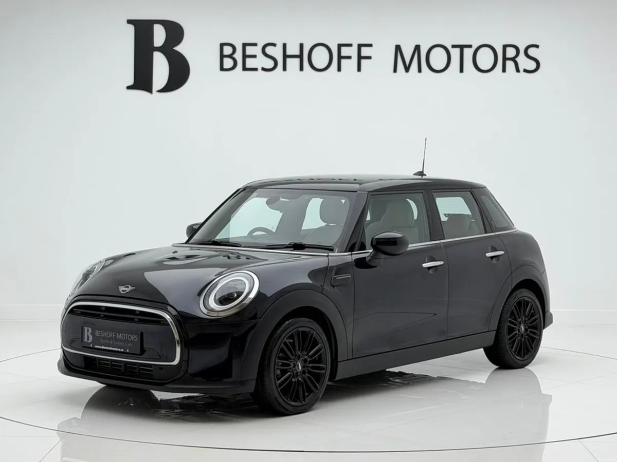 Mini Cooper 1.5 AUTO COOPER EXCLUSIVE=HUGE SPEC//L - Image 1