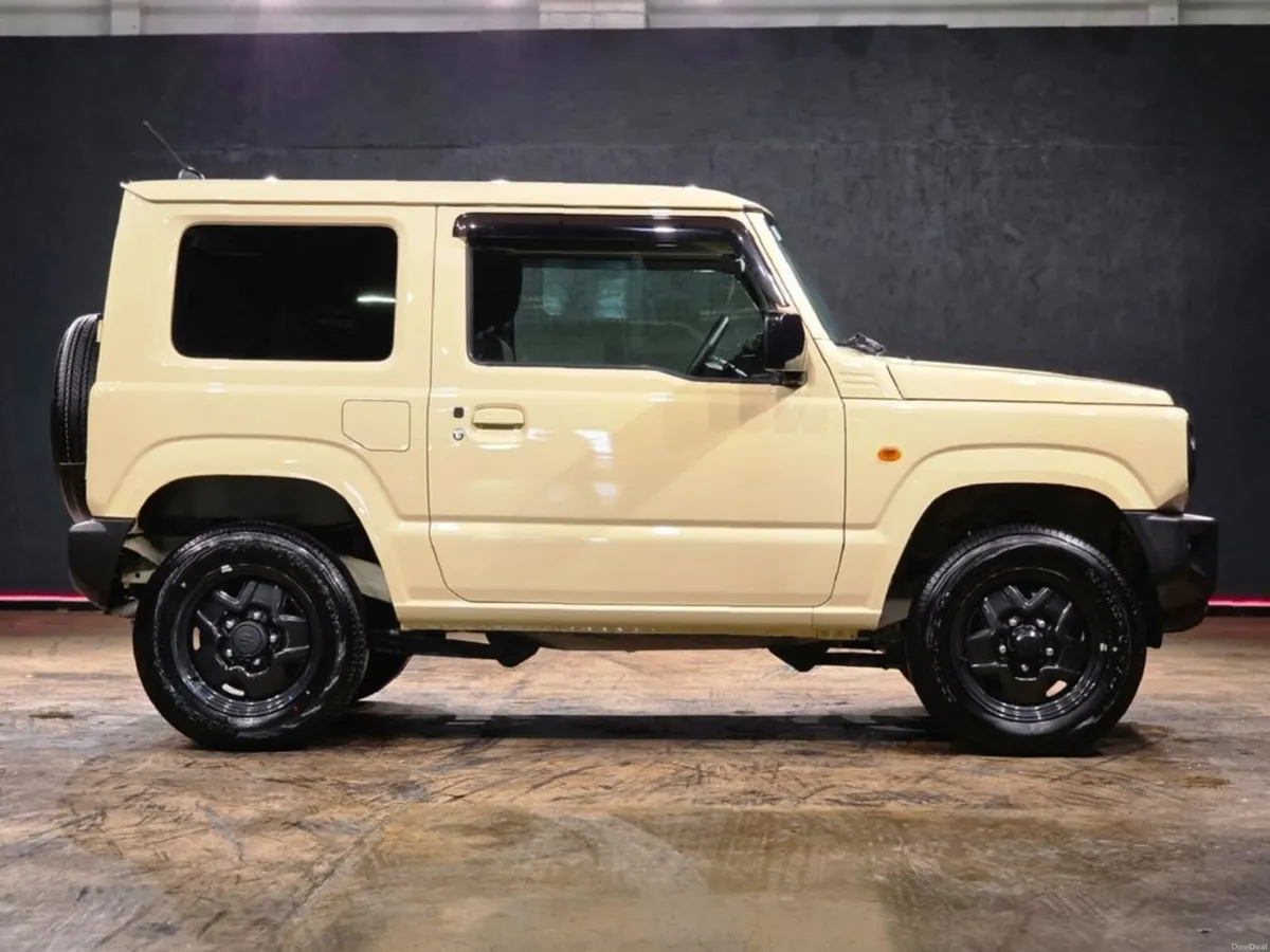 Suzuki Jimny MANUAL SUV 4WD - HEATING CONTROLS / A - Image 2