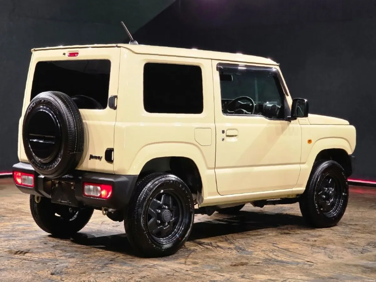Suzuki Jimny MANUAL SUV 4WD - HEATING CONTROLS / A - Image 3