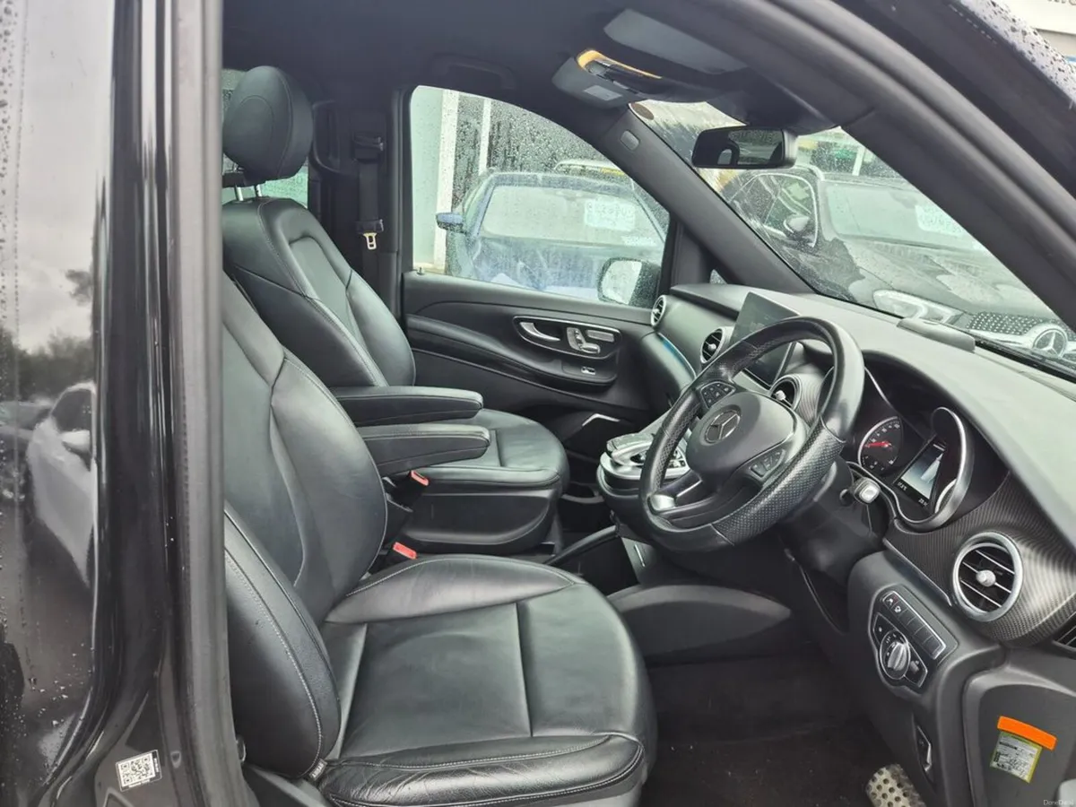 Mercedes-Benz V-Class V220 AMG Sport - Image 5