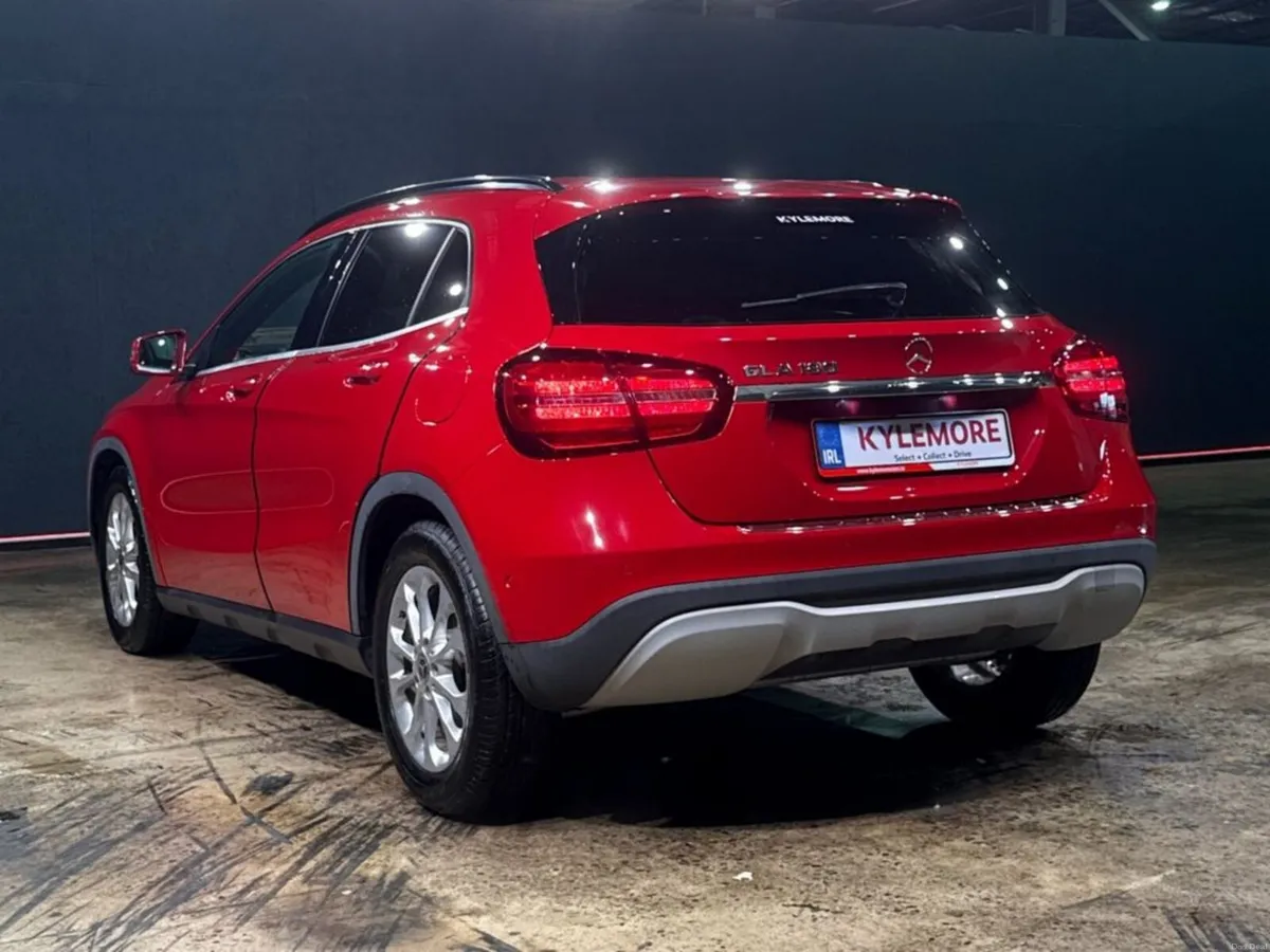 Mercedes-Benz GLA 1.6 AUTOMATIC - ELECTRIC TAILGAT - Image 5