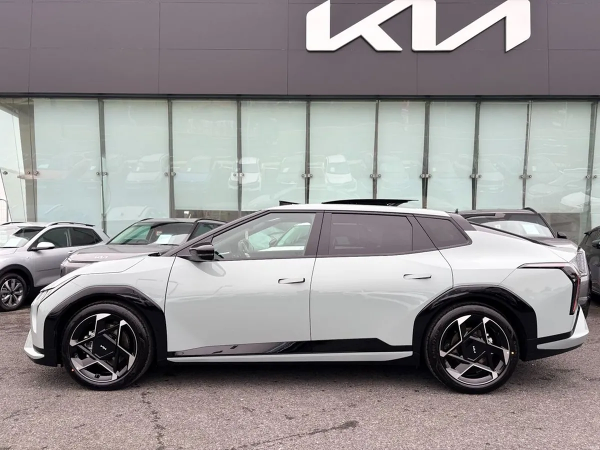 Kia EV4 Fastback GT Line (612 km Range) 0% Finance - Image 3