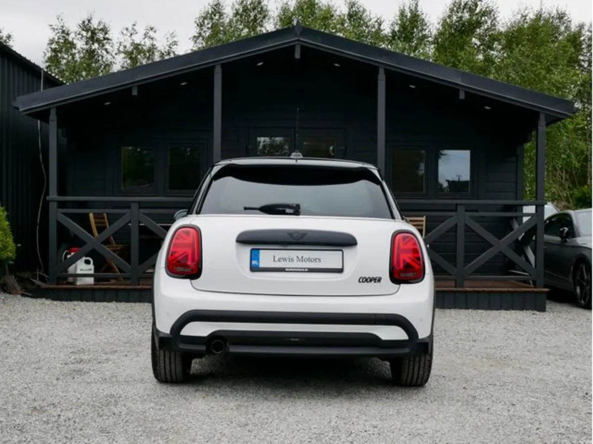 Mini Cooper AUTO, PAN ROOF, BLACK LEATHER INTERIOR - Image 5