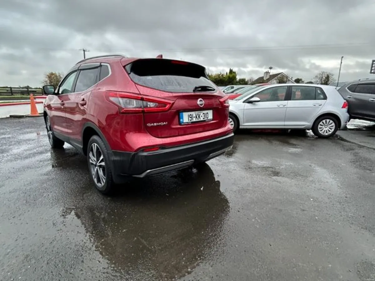 Nissan Qashqai 1.5 SV Premium SS 18 4DR - Image 6